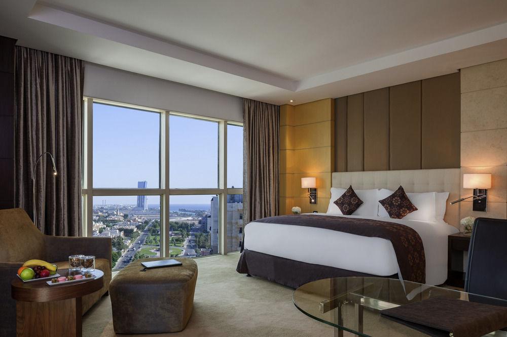 The Venue Corniche Hotel 5*