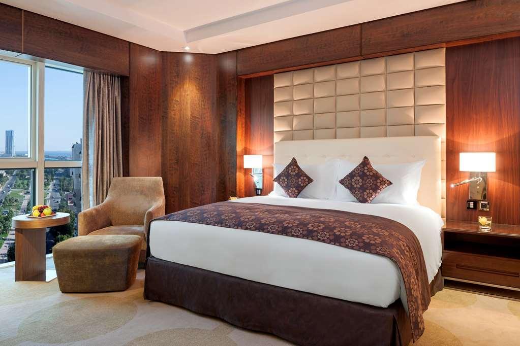 Hotel The Venue Corniche 5*